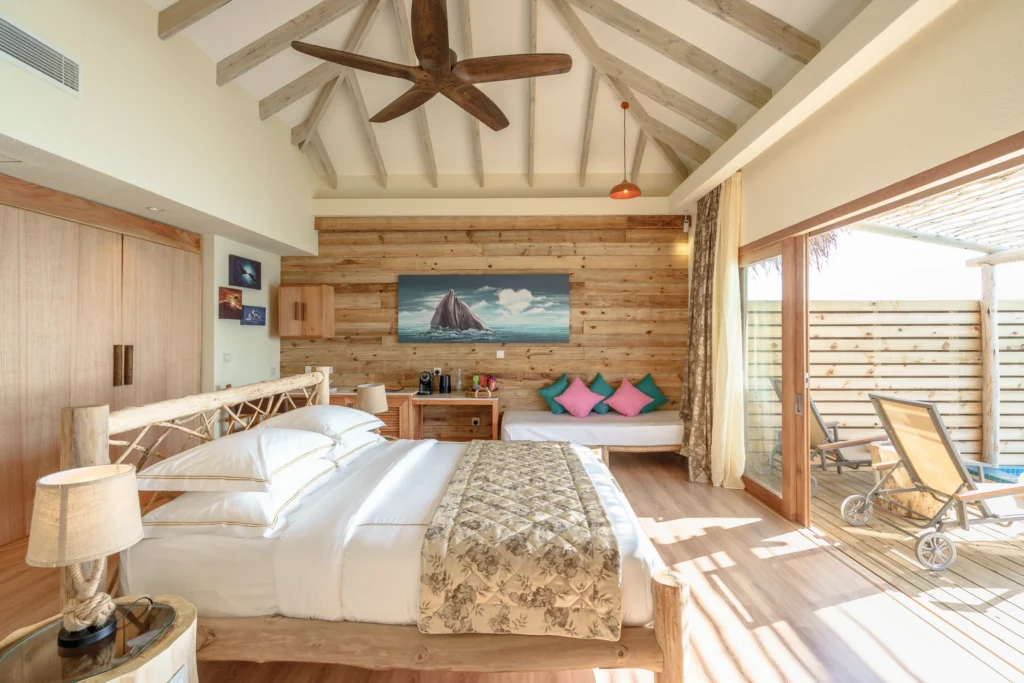 Dolphin Villa With Pool