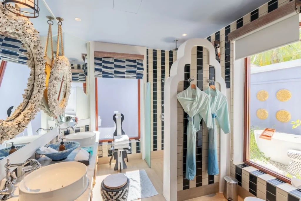 Beach Villa with Pool