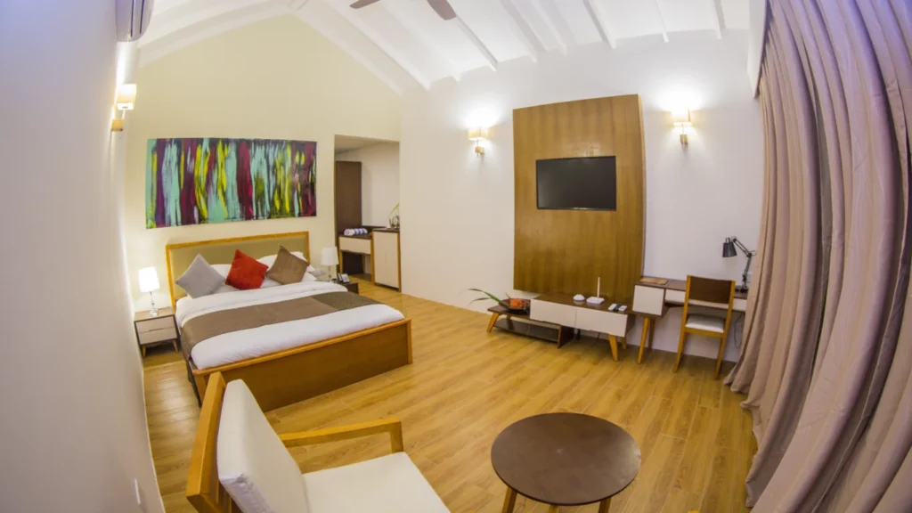 Superior Beach Bungalow