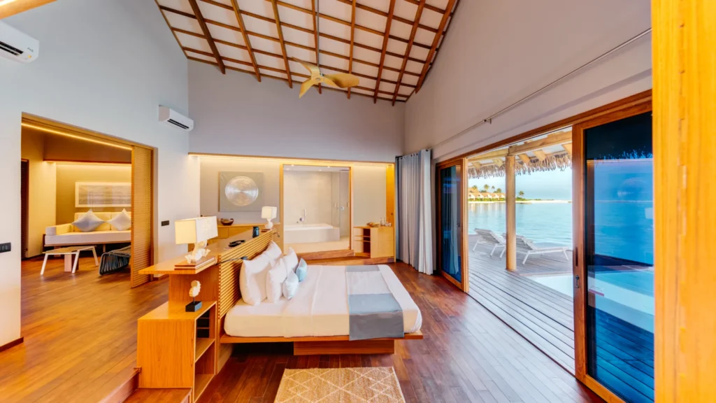 Water Suite with Pool