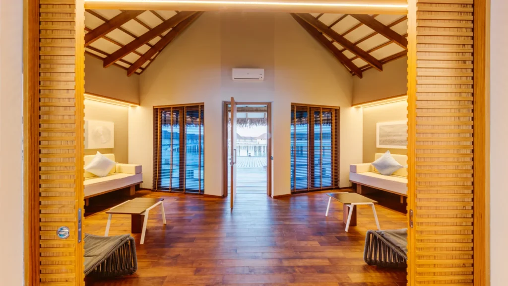 Water Suite with Pool