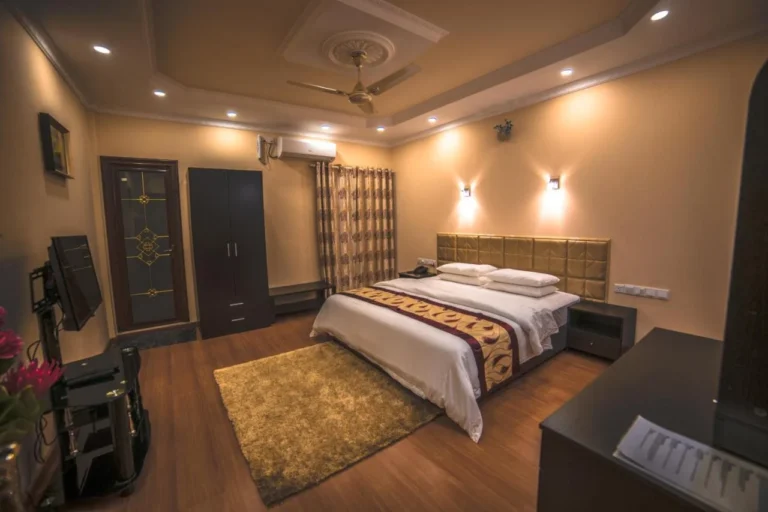 Abuharee Grand, Addu Atoll Gallery Image