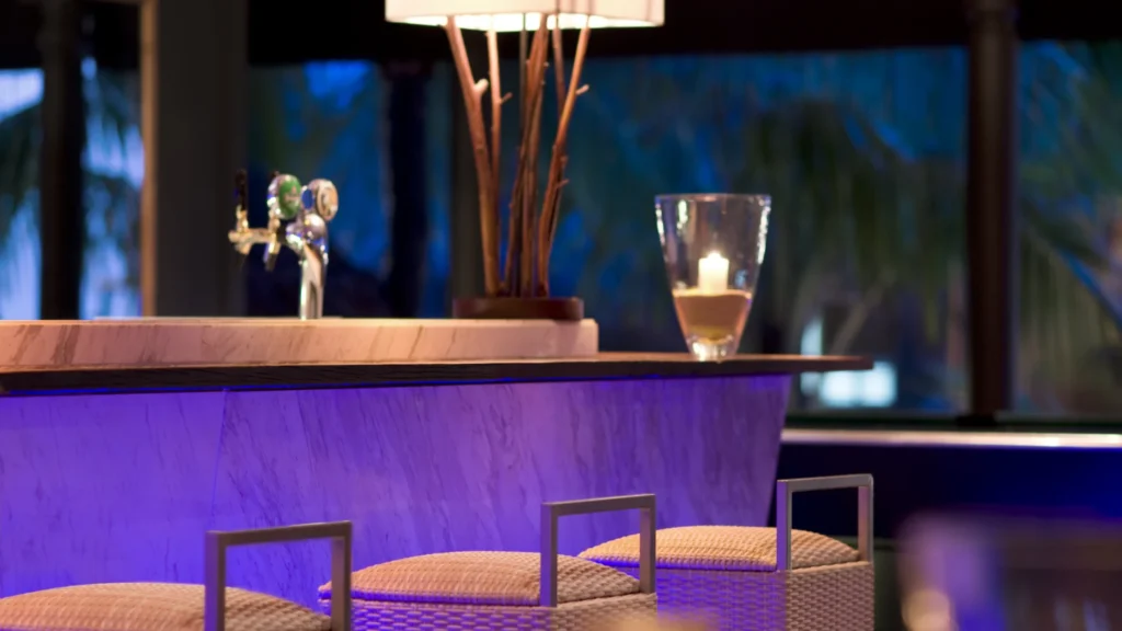 Reef Bar
