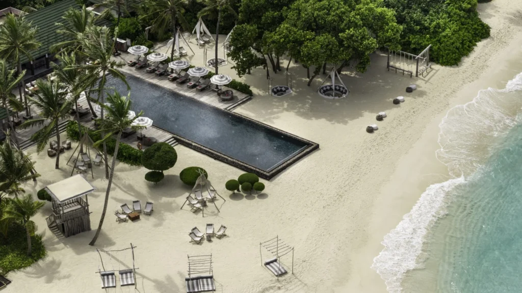 Mint Beach Bar