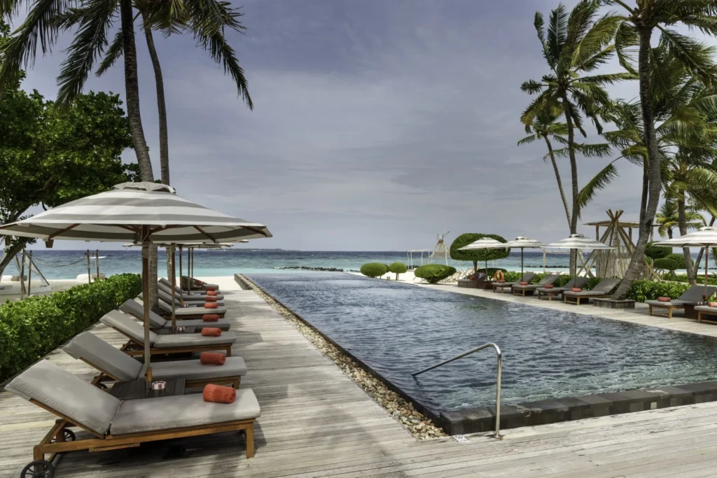 Mint Beach Bar