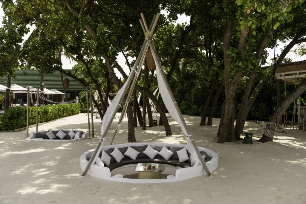 Mint Beach Bar
