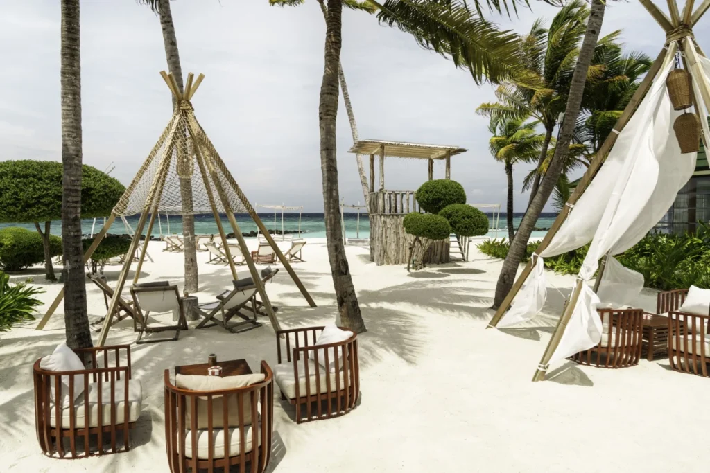 Mint Beach Bar