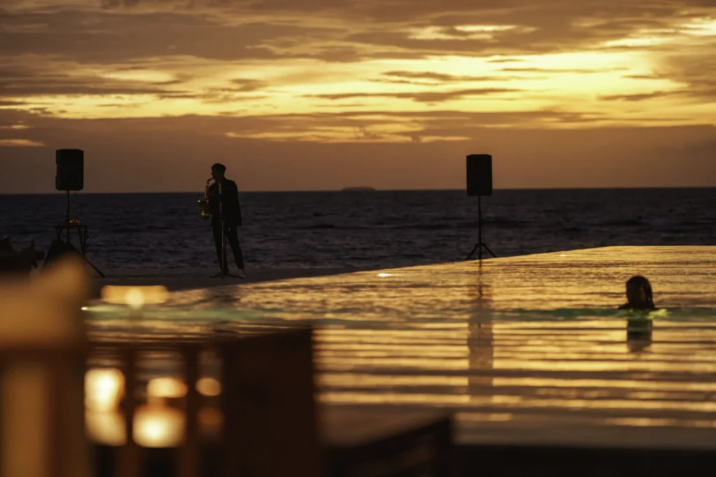 Mint Beach Bar