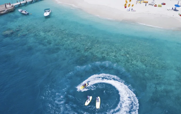 Malahini Kuda Bandos Gallery Image