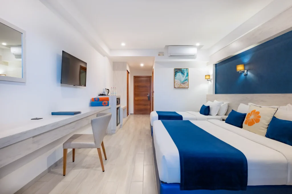 Deluxe Family Room City View + Balcony