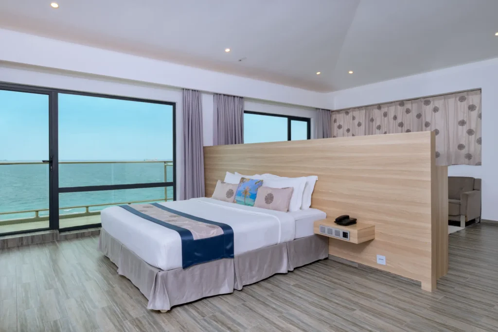 King Suite with Seaview + Balcony